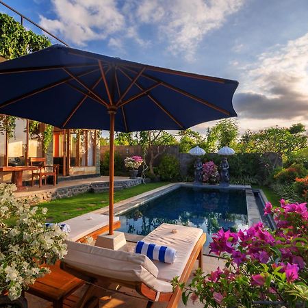 Villa Ambara Sumberkima Баньюведанг Экстерьер фото
