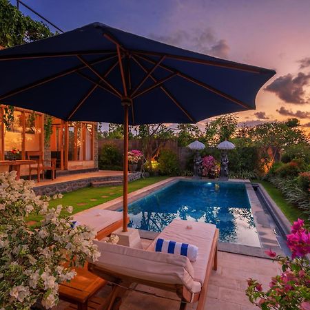 Villa Ambara Sumberkima Баньюведанг Экстерьер фото